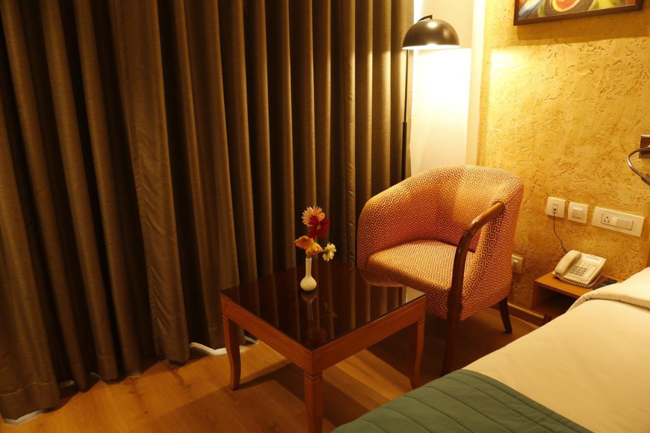 Nemesia City Center - Gurugram, Sector 29 Gurgaon Extérieur photo